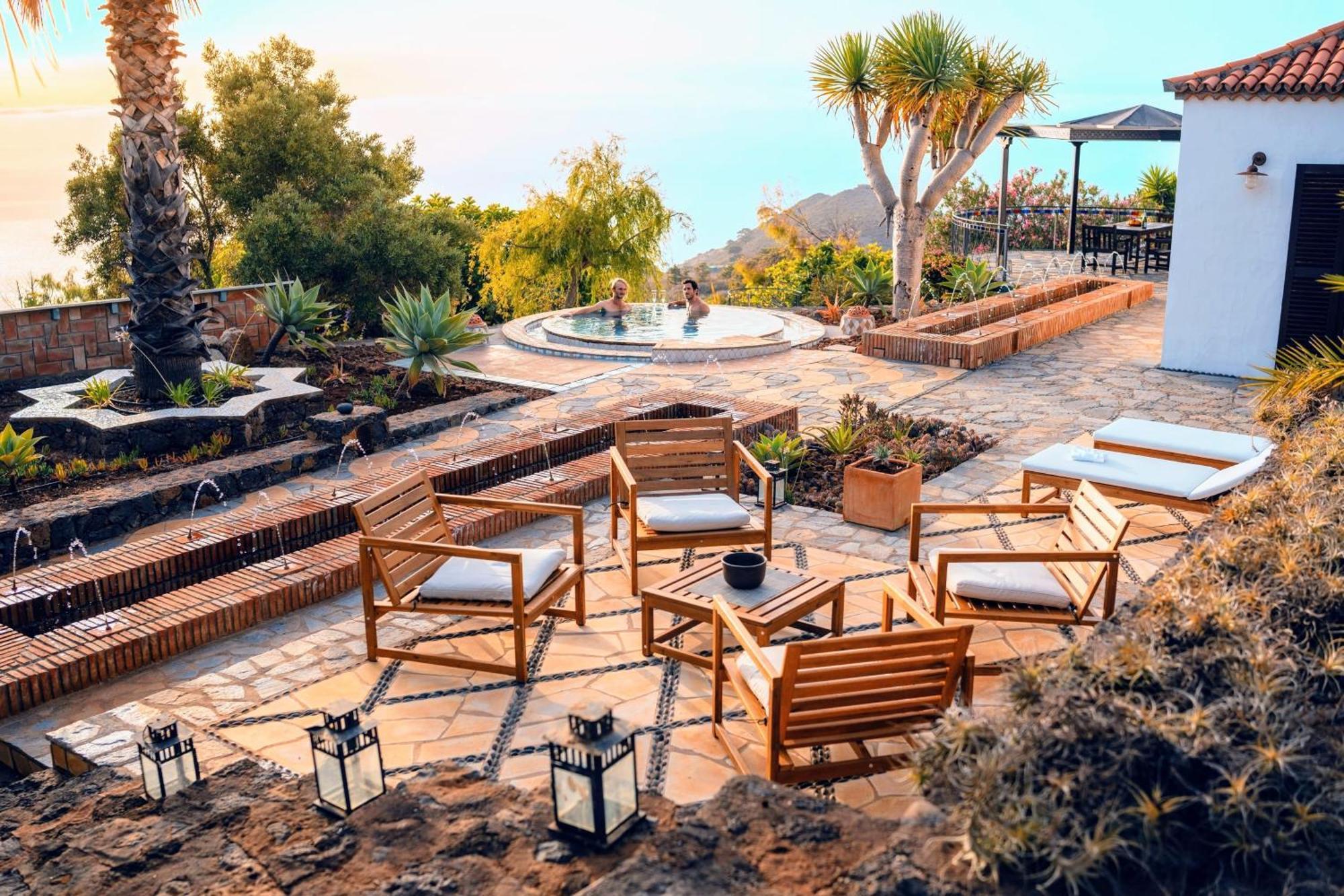 Alpalma Casa & Jardin *